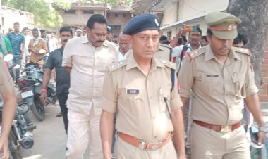 पत्नी और बच्चों को उतारा मौत के घाट ,खुद झूला फंदे पर