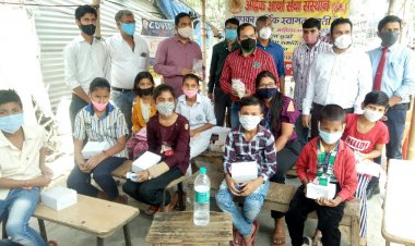 विश्व स्वास्थ्य दिवस पर लगाया बच्चों के लिए स्वास्थ्य परीक्षण कैंप