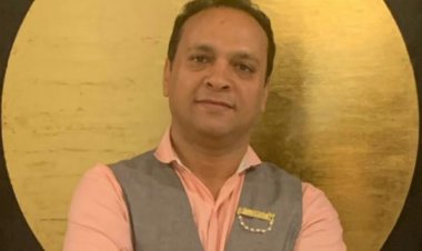 गाँधी परिवार बनाम मोदी-शाह : पत्ते फाँटने के खेल - अनुज अग्रवाल