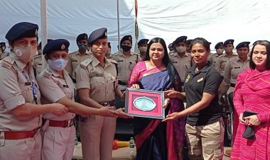 CISF महिला सैनिकों ने मिलकर मनाया अंतरराष्ट्रीय महिला दिवस