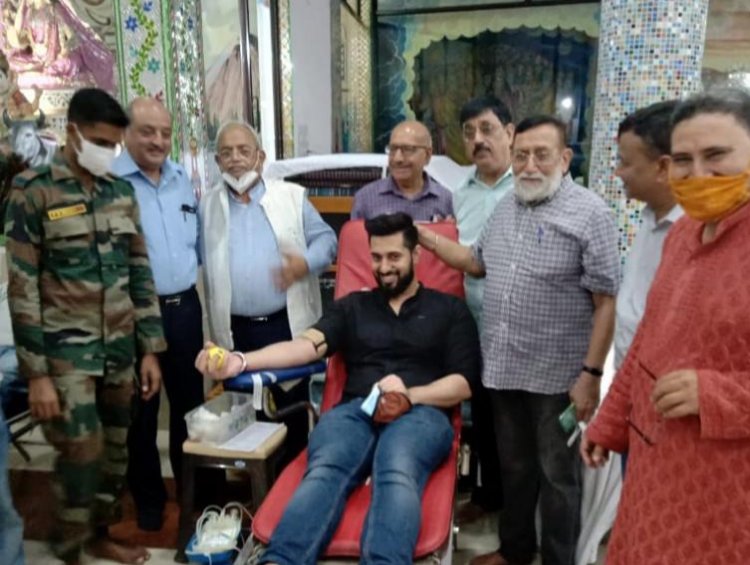 "र्थ्री इन वन" आरोग्य शिविर" का हुआ आयोजन