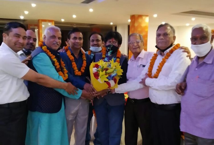 अखिल भारतीय अग्रवाल वैश्य मित्र मंडल का चुनाव सम्पन्न