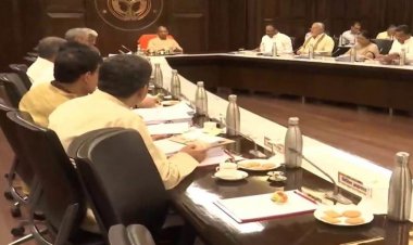 योगी कैबिनेट ने 55 प्रस्तावों को दी मंजूरी व 20 नगरीय निकाय के सीमा को हरी झंडी