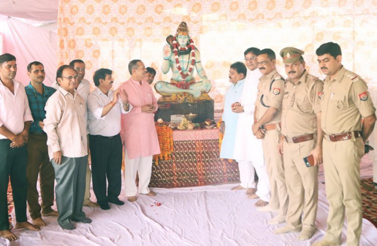 श्री सिद्ध पीठ शनि मन्दिर नौएडा मे कावँड सेवा शिविर का शुभारंभ