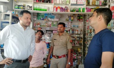 ग्राम लाडपुरा व कसना के दो मेडिकल स्टोर की हुई जांच, 4 औषधि नमूने जांच के लिए संग्रहित किए गए