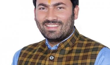 जो वीडियो सोशल मीड़िया पर शेयर किया जा रहा है वह काफी पुराना है - लोकेश यादव