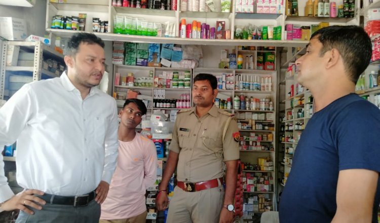 ग्राम लाडपुरा व कसना के दो मेडिकल स्टोर की हुई जांच, 4 औषधि नमूने जांच के लिए संग्रहित किए गए