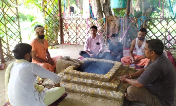 भगवान कृष्ण की छठी धूमधाम से मनाई गई