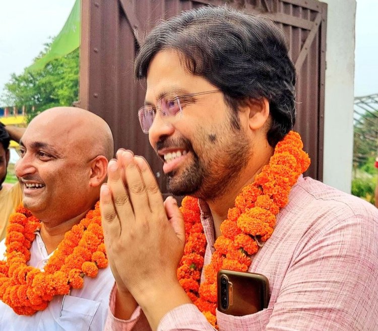 बेरोज़गारी के खिलाफ अनुपम की 'हल्ला बोल यात्रा' को मुंगेर खगड़िया बेगूसराय में भी जोरदार समर्थन