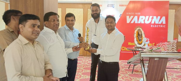 अभिषेक कुमार जायसवाल हुए सम्मानित