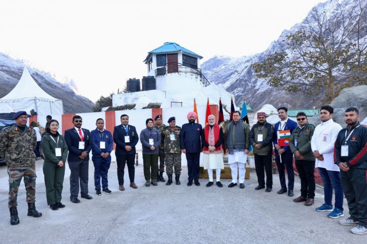 बद्री विशाल में पीएम मोदी ने की विशेष मुलाकात, कहा “जब सिक्स सिग्मा है, तो सब ठीक है“