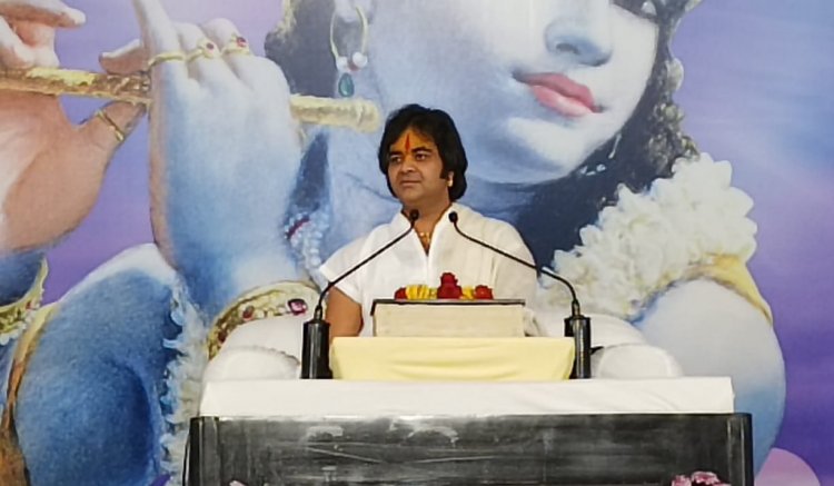 बच्चों में धर्म और संस्कार की शिक्षा अवश्य दी जानी चाहिए : परमपूज्य चिन्मयानंद बापू