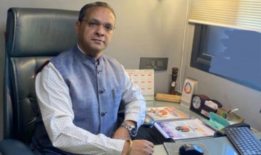 कूटनीति एवं राजनीति : अंधेरी सुरंग - अनुज अग्रवाल