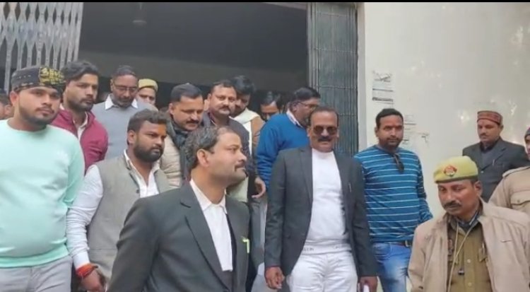 गैंगेस्‍टर मामले मे कोर्ट मे पेश हुआ माफिया त्रिभुवन सिंह