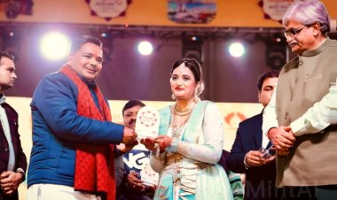 कथक में बनी माया से मणिकर्णिका 