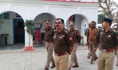 एस पी ओमवीर सिंह ने मरदह थाने मे किया निरीक्षण