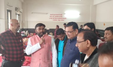 महिला चिकित्सालय में पसरा भ्रष्टाचार  होगा सत्याग्रह - दुर्गेश  