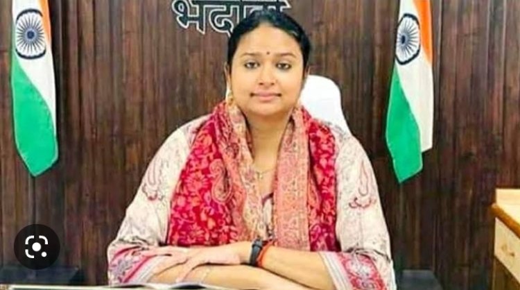 चर्चित पि टी ओ मनोज कुमार भारद्वाज पर एक्सन