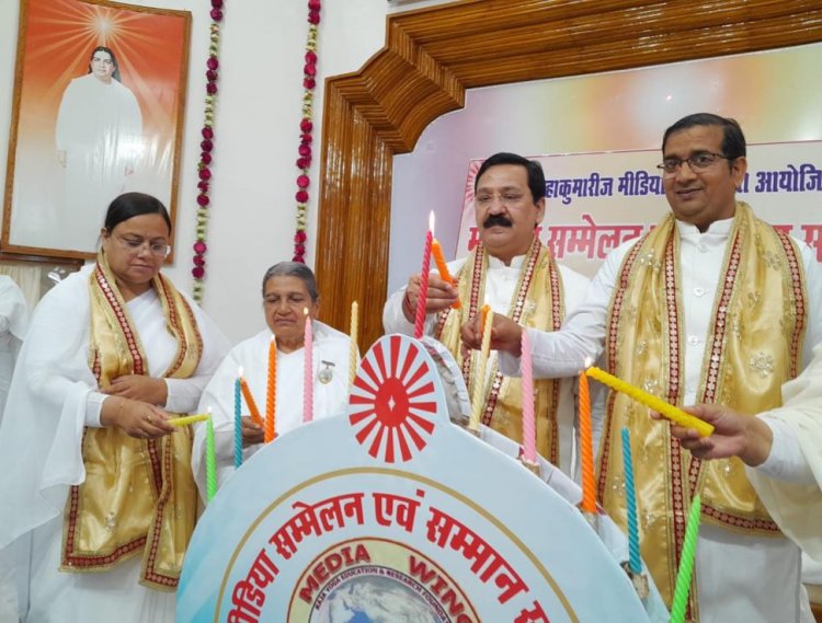 मर्यादित जीवन का आधार है आध्यात्मिकता : प्रो. संजय द्विवेदी