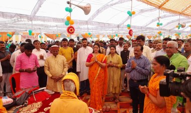 सामुहिक विवाह मे 267 जोङे हुए एक ,चार मुश्लिम जोङो ने किया निकाह कबुल