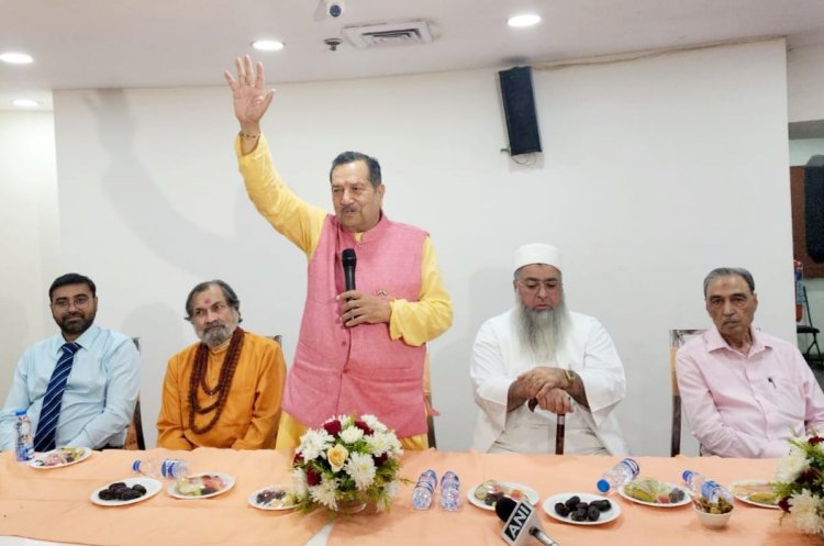 समाज को बांटने के लिए मुठभेड़ को हिंदू-मुस्लिम रंग देना गलत: इंद्रेश कुमार