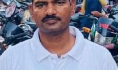 गाय को बचाने में खड़े ट्रक में जा घुसी सफारी, 1 की मौत 3 घायल