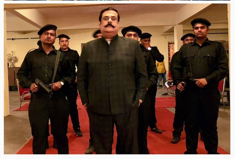 फिल्म निर्माता राहुल मित्रा वेब सीरीज 'इंस्पेक्टर अविनाश' में निभा रहे हैं राजनेता की भूमिका