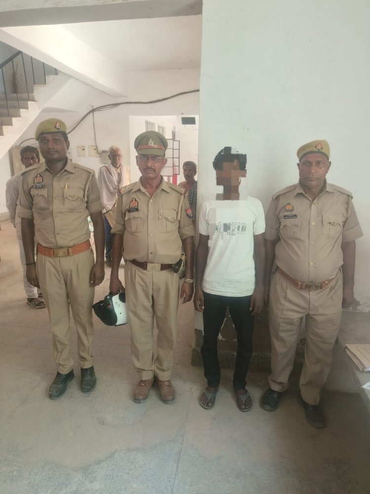 मुहम्मदाबाद पुलिस के हत्थे चढ़ा तस्कर