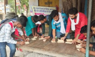 पीजी कॉलेज चौराहे पर सीवर के लिए खुदाई करके छोड़े गए गड्ढे के चलते एंबुलेंस का हॉस्पिटल पहुंचना हुआ दुश्वार-विवेक सिंह शम्मी