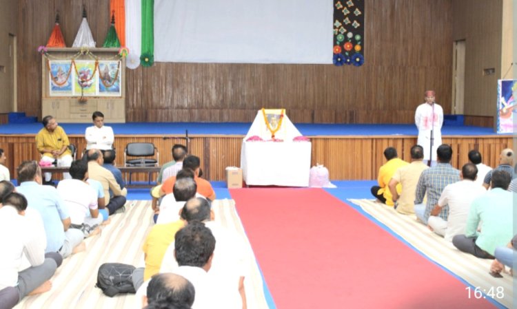 संघ के वरिष्ठ प्रचारक स्वर्गीय मदनदास जी को दी गई श्रदांजलि