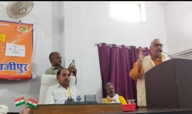 देश के विकास के लिए यूवा शक्ति को आगे आना चाहिए - प्रोफेसर राघवेन्द्र कुमार पाण्डेय