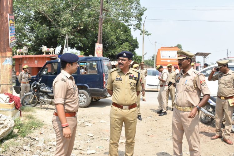 स्कॉर्पियो पर मोटर साइकिल सवार बदमाशों ने ताबड़तोड़ किया फायरिंग
