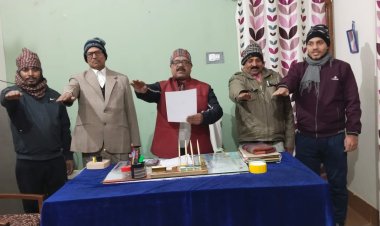 "वोट जैसा कुछ नहीं वोट जरुर डालेंगे हम" थीम पर लिया गया शपथ