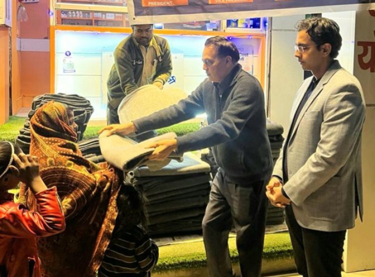 एसोसिएशन ऑफ सर्जन नोएडा ने गरीब व असहाय लोगों को बांटे कंबल