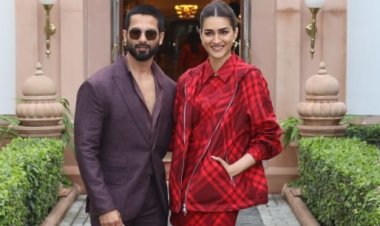 तेरी बातों में ऐसा उलझा जिया' के प्रमोशन के लिए दिल्ली पहुंचे शाहिद कपूर और कृति सेनन