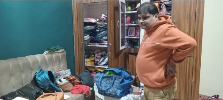 जंगीपुर पुर्व सभासद के घर से लाखों के जेवर और कैश पर चोरों ने किया हाथ साफ