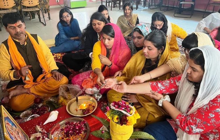 आईएमएस में वैदिक मंत्रोच्चार से हुई मां सरस्वती की पूजा