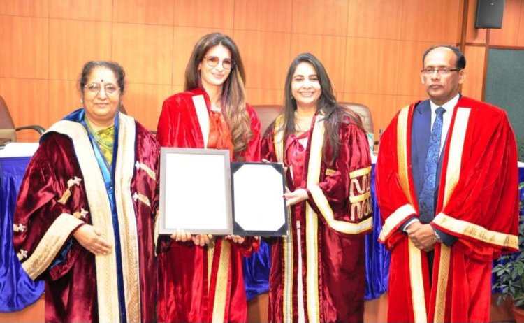 प्रसिद्ध अंर्तराष्ट्रीय डिजाइनर सुश्री ताला अलामुद्दीन को एमिटी में प्रोफेसरशिप की मानद उपाधि से किया सम्मानित