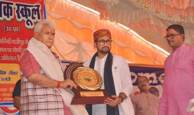 लोकतंत्र के उत्सव में सभी शामिल होकर करें मतदान - मनोज सिन्हा