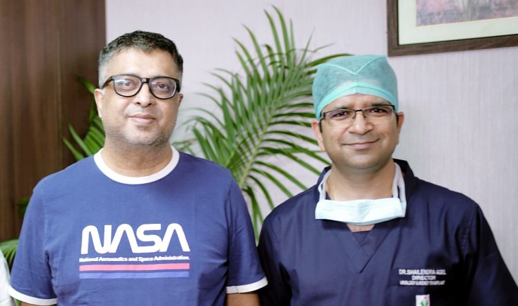 55 वर्षीय मरीज की किडनी से 6 से.मी.टेनिस बॉल के आकार के बराबर कैंसरग्रस्त ट्यूमर को रोबोटिक सर्जरी से सफलतापूर्वक निकाला गया