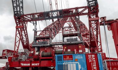 World’s strongest land-based crane completes fully electric operations testing