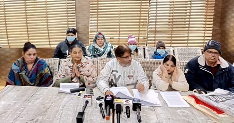 पीड़ित परिवार ने कहा न्याय नहीं मिला तो कर लेंगे आत्मदाह