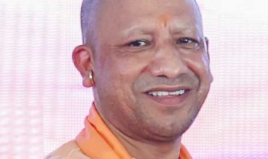 योगी ने रजत शर्मा से कहा, मुस्लिम नेता वाराणसी, मथुरा, संभल के विवादित स्थल हिंदुओं को सौंपने की दरियादिली दिखाएं