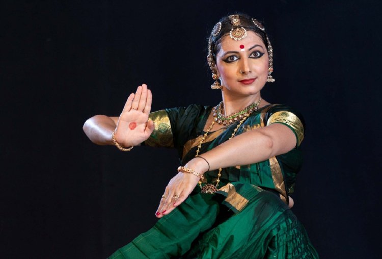 Apeksha Niranjan to perform a Bharatnatyam Recital at Nritya Kadambini 2025