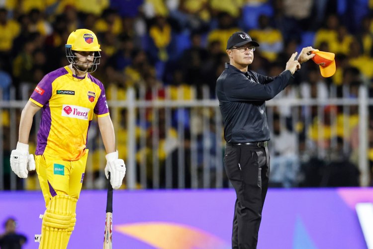 Simon Taufel to umpire opening match of DP World ILT20 Season 3