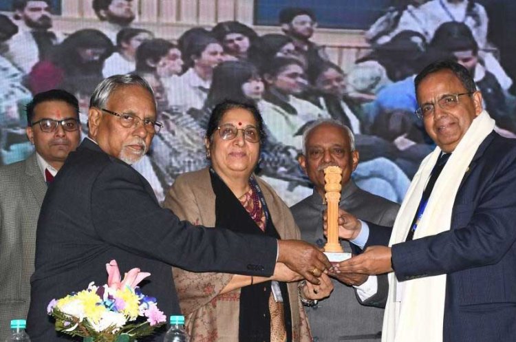 एमिटी विश्वविद्यालय में ‘कैंसर एंव कैंसर इम्यूनोथेरेपी में प्रगति’ पर अंर्तराष्ट्रीय सम्मेलन का शुभारंभ