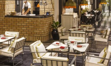 Arts Room opens at the Eldeco Centre New Delhi