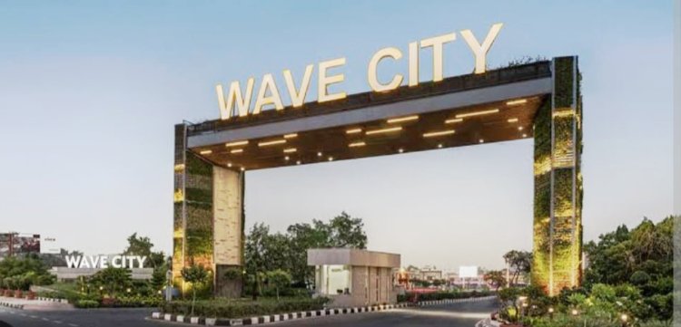 किसानों के नाम पर अराजक तत्व बना रहे हैं वेव सिटी के खिलाफ माहौल 