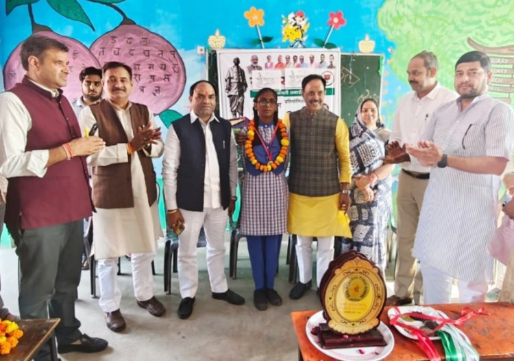 सरदार वल्लभभाई पटेल की 150वीं जयंती पर रंगोली एवं भाषण प्रतियोगिता आयोजित