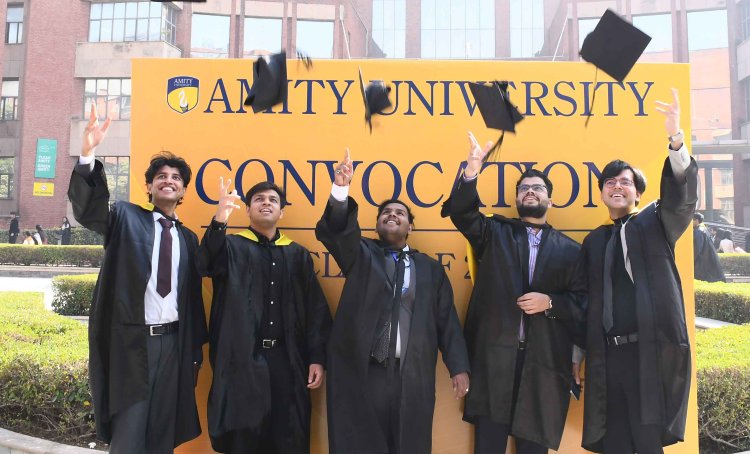 एमिटी विश्वविद्यालय में लगभग 17 हजार छात्रों को प्रदान की गई डिग्रीयां